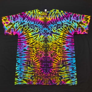 XL. Mandala tee.