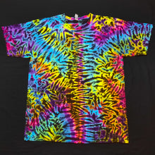 Load image into Gallery viewer, XL. Scrunch tee.
