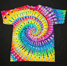 Load image into Gallery viewer, XL. Spiral tee.
