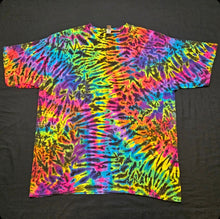 Load image into Gallery viewer, 2XL. Scrunch tee.
