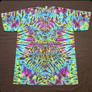 Large. Mandala tee.