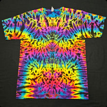 Load image into Gallery viewer, Large. Psychedelic scrunch tee.
