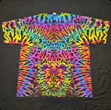 Load image into Gallery viewer, 2XL. Diamond gradient tee.
