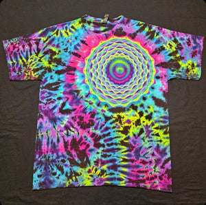 XL. Mandala tee.