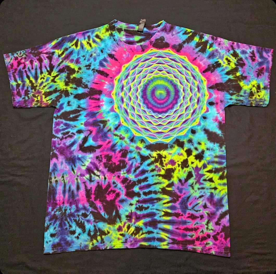 XL. Mandala tee.
