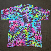 Load image into Gallery viewer, XL. Mandala tee.
