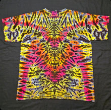 Load image into Gallery viewer, Large. Mandala tee.
