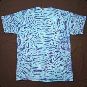XL. Scrunch tee.