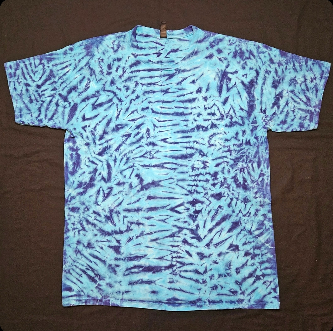 XL. Scrunch tee.