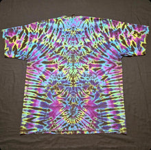 Load image into Gallery viewer, 2XL. Mandala tee.
