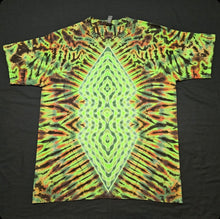 Load image into Gallery viewer, XL. Diamond tee.
