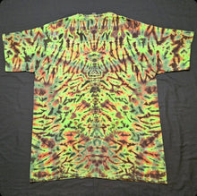 Load image into Gallery viewer, XL. Diamond tee.
