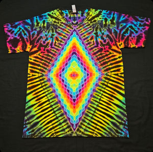 Large. Diamond tee.