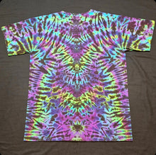 Load image into Gallery viewer, Large. Mandala tee.
