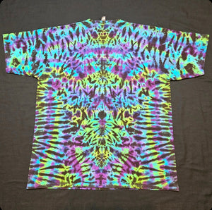 2XL. Psychedelic scrunch tee.