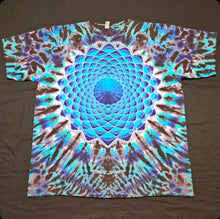 Load image into Gallery viewer, 2XL. Mandala tee.
