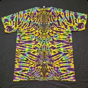 XL. Mandala tee.