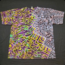 Load image into Gallery viewer, 2XL. Scrunch combo tee.
