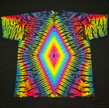 Load image into Gallery viewer, 2XL. Diamond tee.
