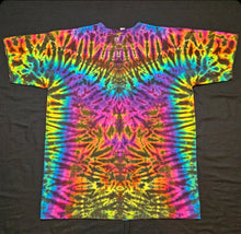 Load image into Gallery viewer, XL. Psychedelic Lion tee.
