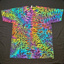 Load image into Gallery viewer, XL. Scrunch tee.
