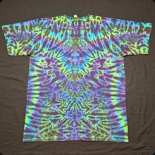 Load image into Gallery viewer, XL. Diamond tee.
