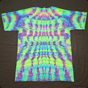 Large. Mandala combo tee.