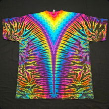Load image into Gallery viewer, 2XL. Honeycomb V tee.
