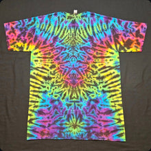 Load image into Gallery viewer, Medium. Mandala tee.
