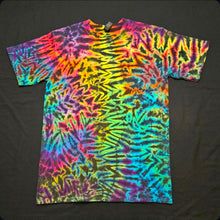 Load image into Gallery viewer, Medium. Scrunch tee.
