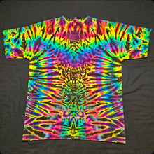 Load image into Gallery viewer, XL. Mandala tee.
