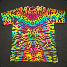 Load image into Gallery viewer, Large. Mandala tee.
