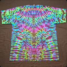 Load image into Gallery viewer, 2XL. Mandala tee.
