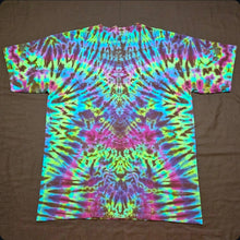 Load image into Gallery viewer, XL. Mandala tee.
