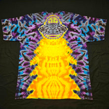 Load image into Gallery viewer, 2XL. Alien/ufo tee.
