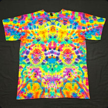 Load image into Gallery viewer, Large. Psychedelic tee.
