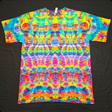 Load image into Gallery viewer, XL. Psychedelic tee.

