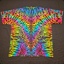 Load image into Gallery viewer, 2XL. Mandala tee.

