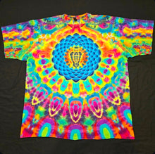 Load image into Gallery viewer, 3XL. Mandala psychedelia tee.

