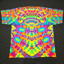 Load image into Gallery viewer, 3XL. Mandala psychedelia tee.
