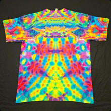 Load image into Gallery viewer, XL. Mandala psychedelia tee.
