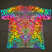Load image into Gallery viewer, XL. Mandala tee.
