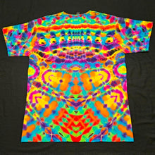 Load image into Gallery viewer, Large. Mandala psychedelia tee.
