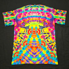 Load image into Gallery viewer, Medium. Mandala psychedelia tee.
