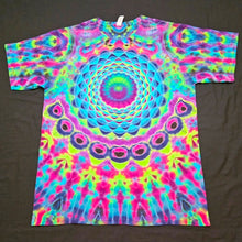 Load image into Gallery viewer, XL. Mandala psychedelia tee.

