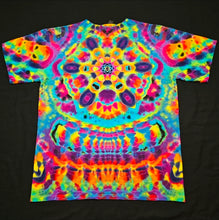 Load image into Gallery viewer, Large. Mandala psychedelia tee.
