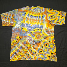 Load image into Gallery viewer, 2XL. Mandala abstraction tee.
