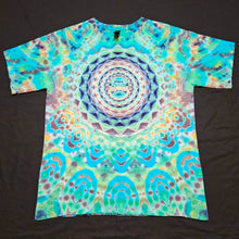 Load image into Gallery viewer, Large. Mandala psychedelia tee.
