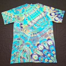 Load image into Gallery viewer, Medium. Mandala abstraction tee.
