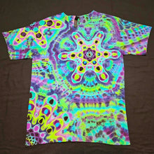 Load image into Gallery viewer, Large. Mandala abstraction tee.
